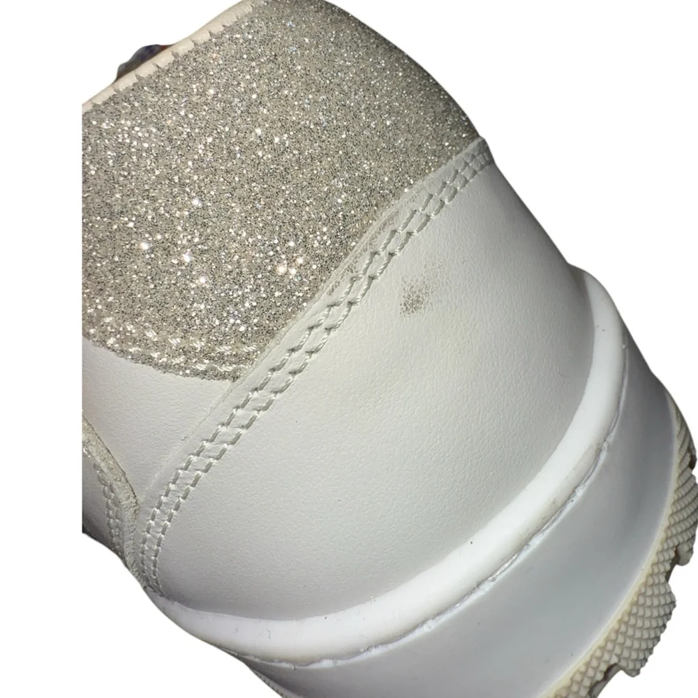 P448 Sneakers Beige Tan Lace Up‎ Platform Sneakers with Gold Glitter Size 8 39
